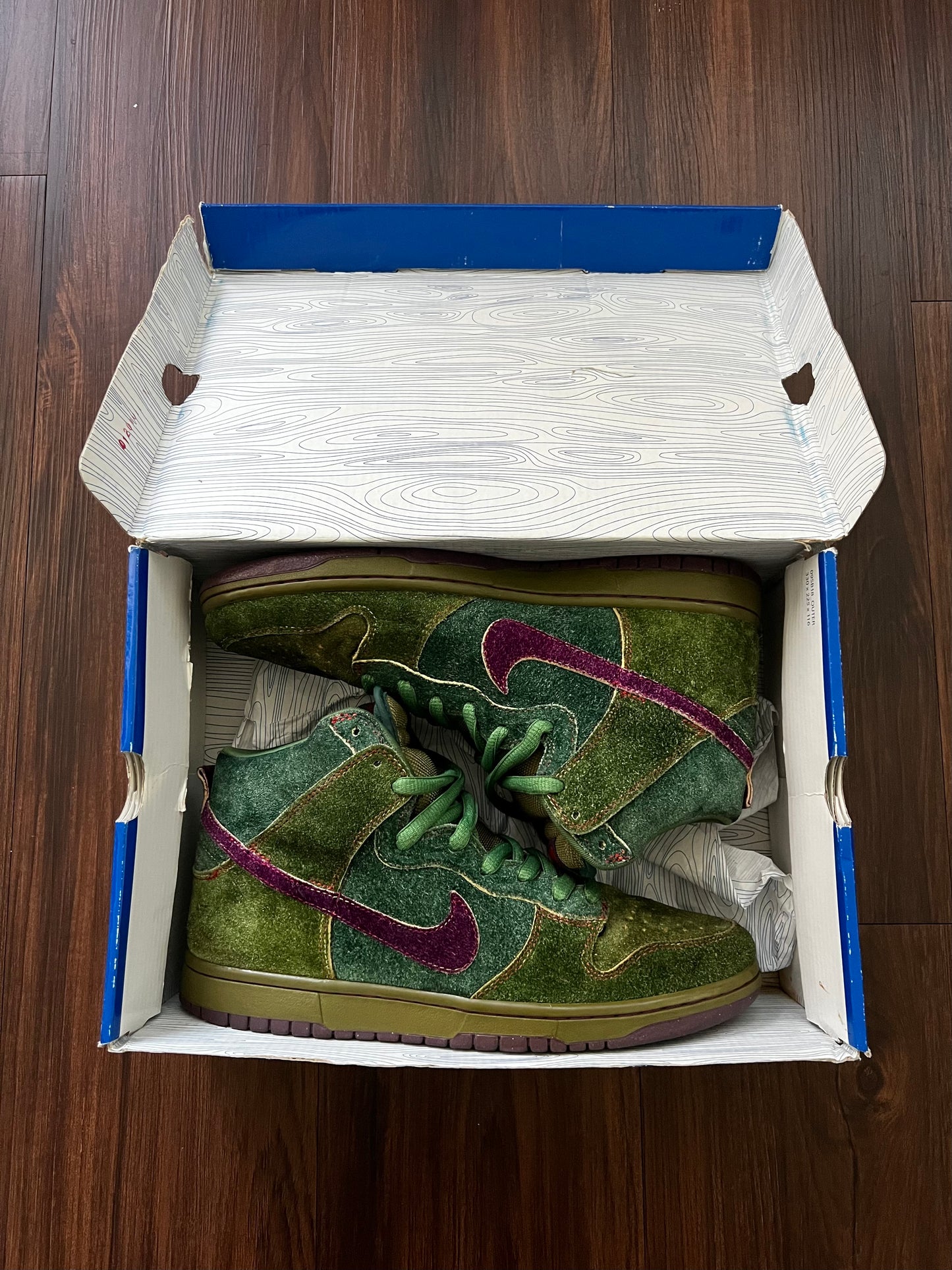Nike SB 'Skunk'